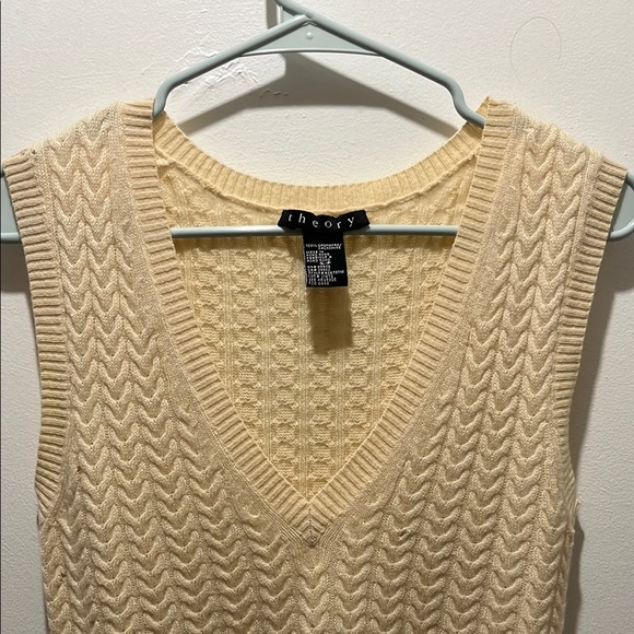 Theory Cream Knit Sleeveless Sweater - %100 Cashmere - Picture 3 of 4
